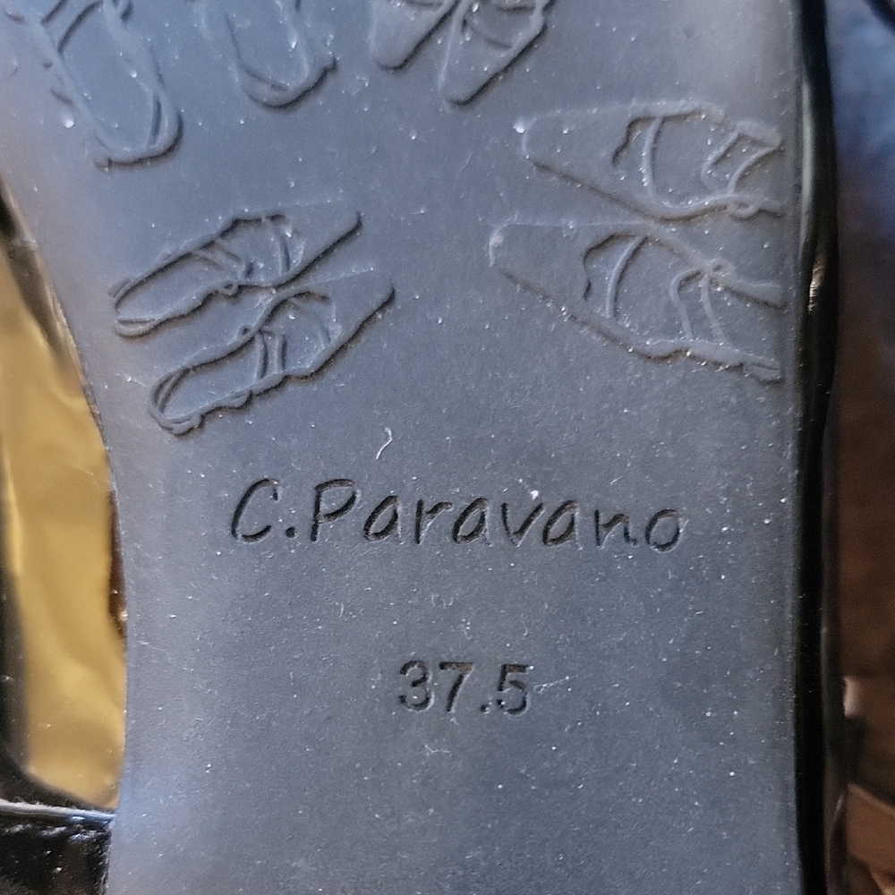 C. Paravano Elegant Black Patent Leather Mary Jane Flats. 37.5 = 7 1/2 - Picture 4 of 5